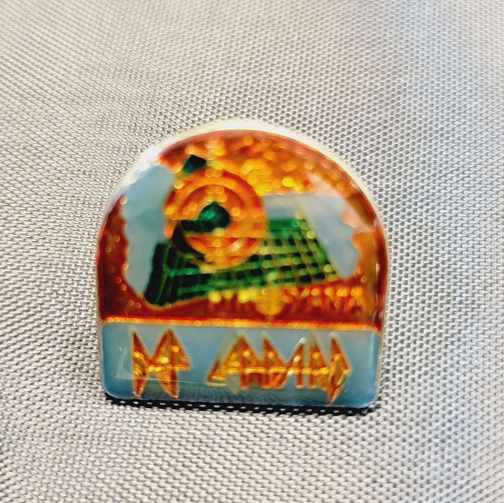 Vintage Def Leopard Pin